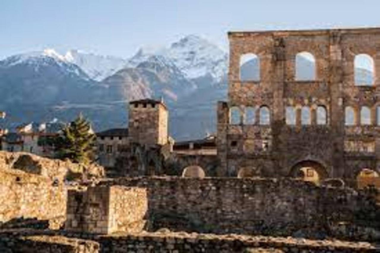 Appartamento Arco Iris Sarre Aosta Esterno foto